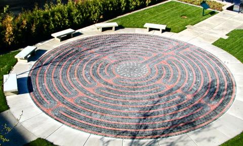 picture of the outdoor labyrinth 